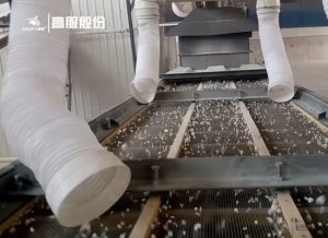 直线振动筛现场